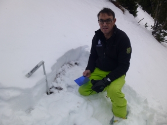 Thin Snowpack in Beehive Basin