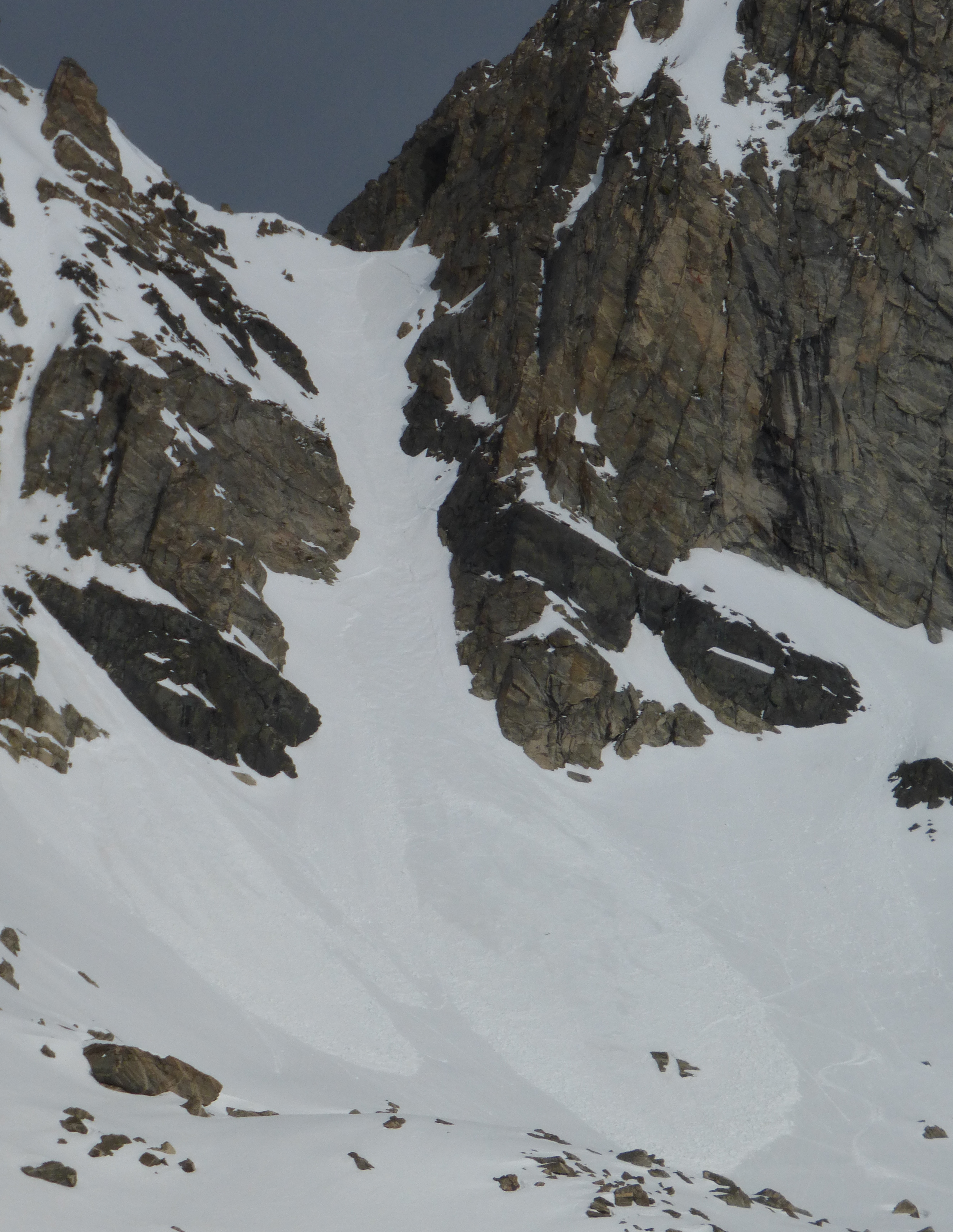 Skier triggered slide - Beehive Basin 