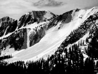 Large Avalanche between Fairy and Frazier Lakes_1
